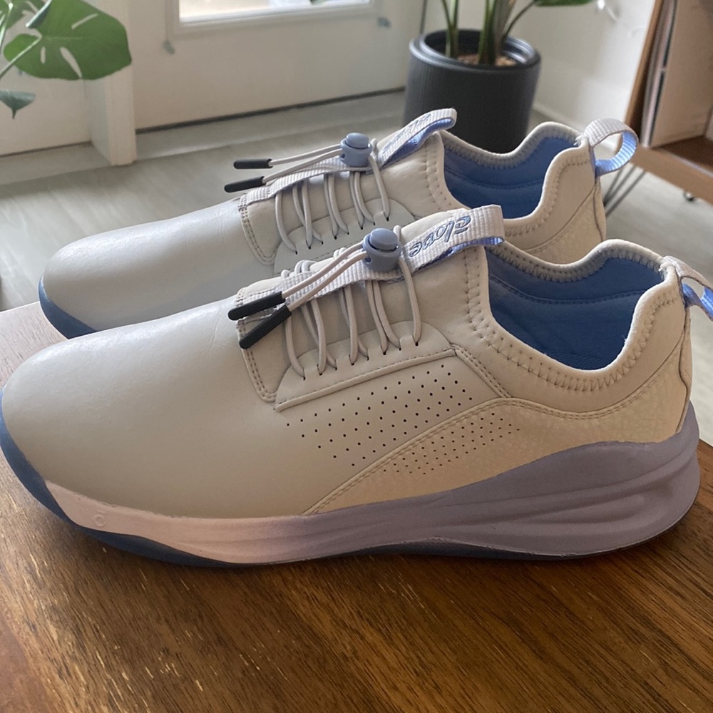 Clove shoes brand new never worn sz 9.5